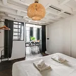 Stylish And Sunny 7Bd With Garden For 17 Guests!