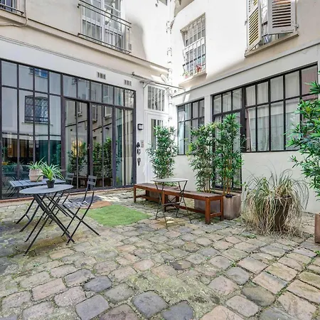 Stylish And Sunny 7bd With Garden For 17 Guests! Apartment