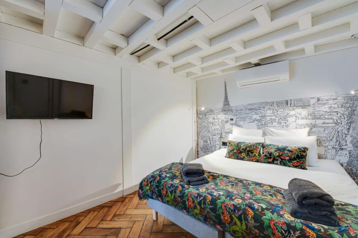 Stylish And Sunny 7bd With Garden For 17 Guests! Appartamento